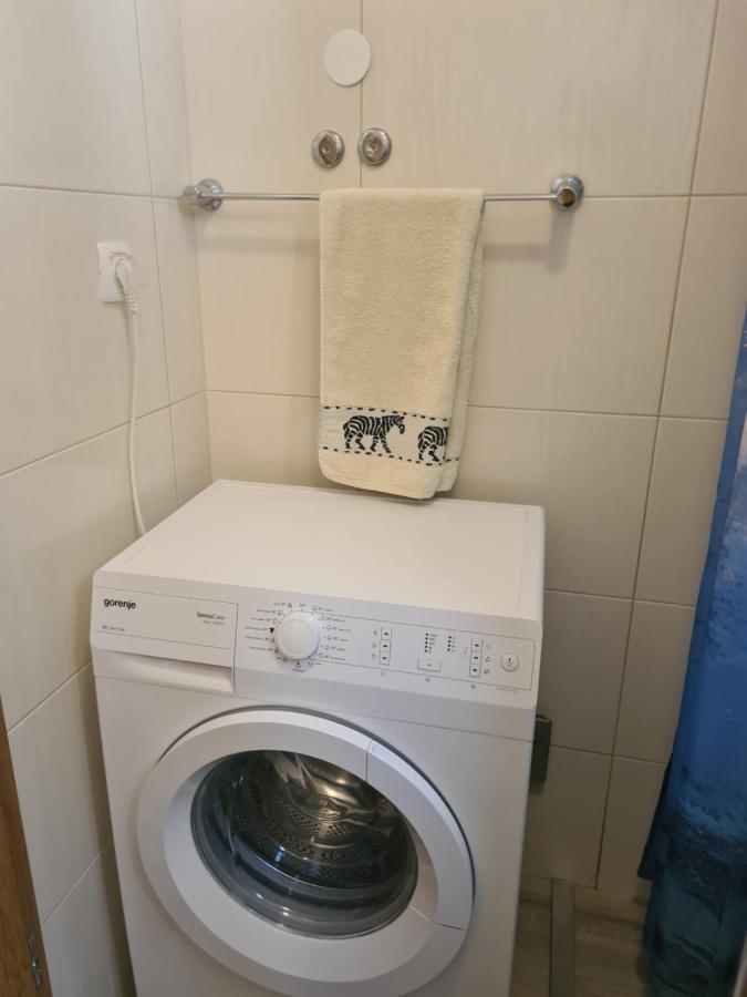 פורץ Apartments Jukic מראה חיצוני תמונה