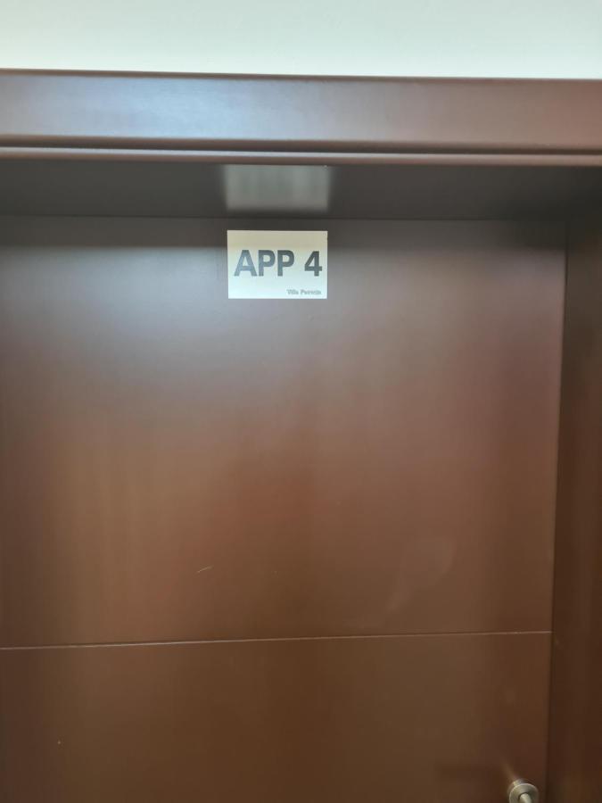 פורץ Apartments Jukic מראה חיצוני תמונה
