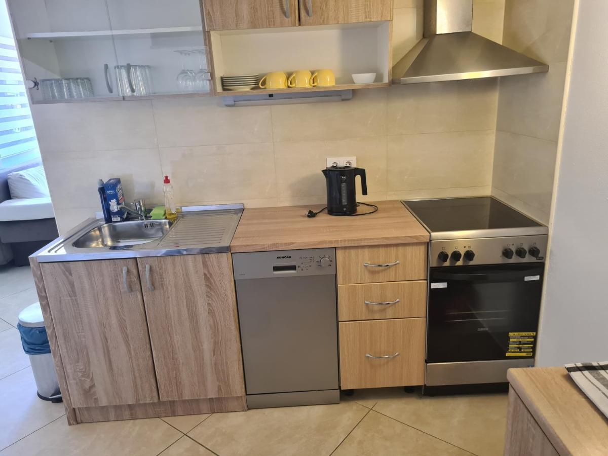 פורץ Apartments Jukic מראה חיצוני תמונה